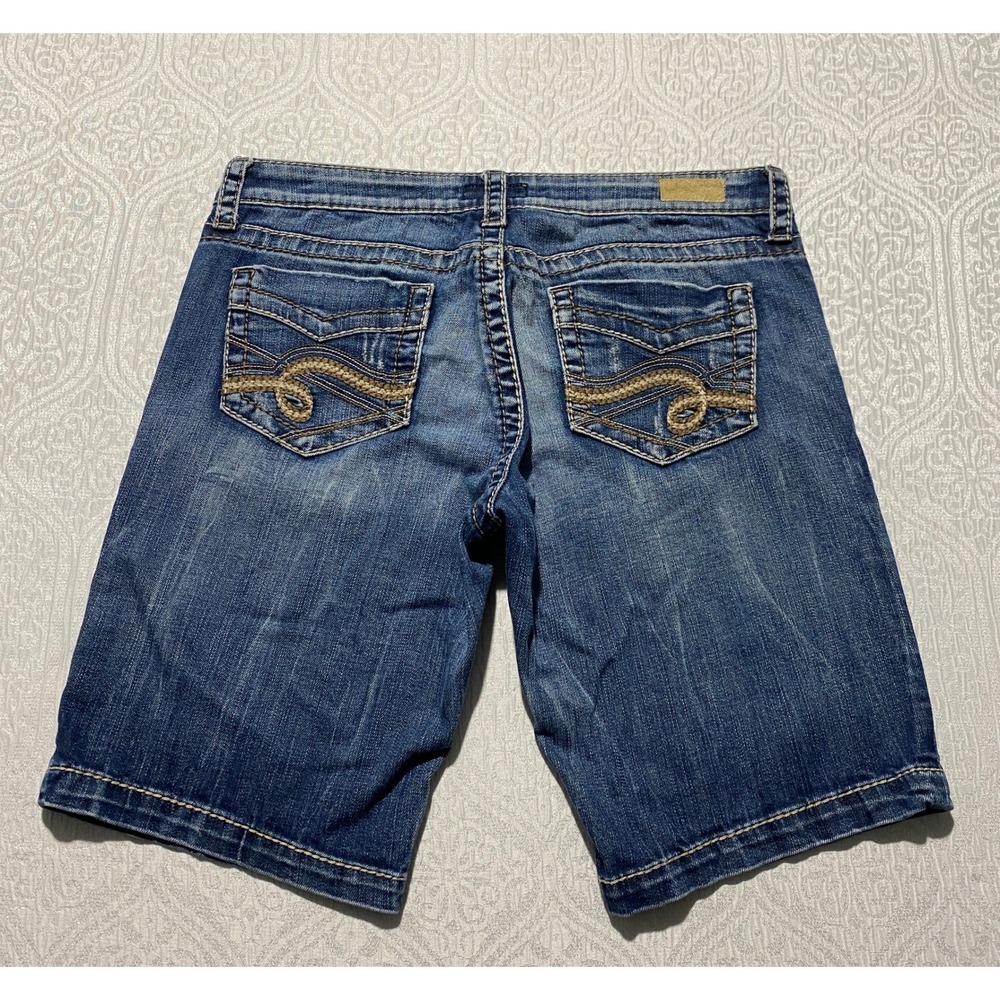 See Thru Soul Womens Size 30 Blue Denim Bermuda Shorts Embroidered Back Pockets